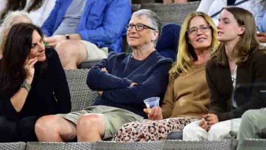 Fakta-Fakta Paula Hurd, Wanita yang Ditemani Bill Gates